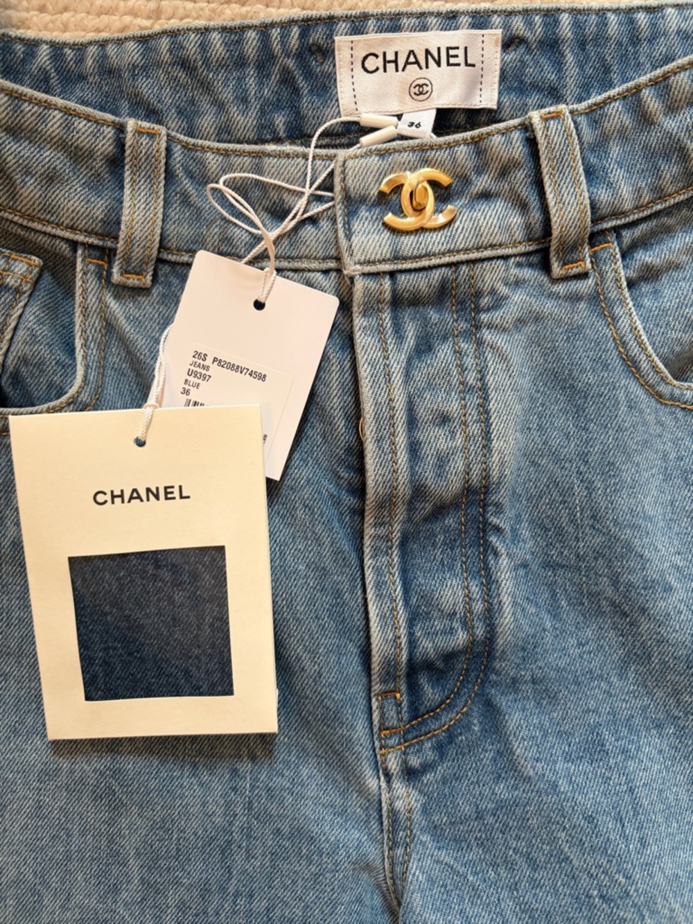 Chanel 26S Turnlock Jeans size 36